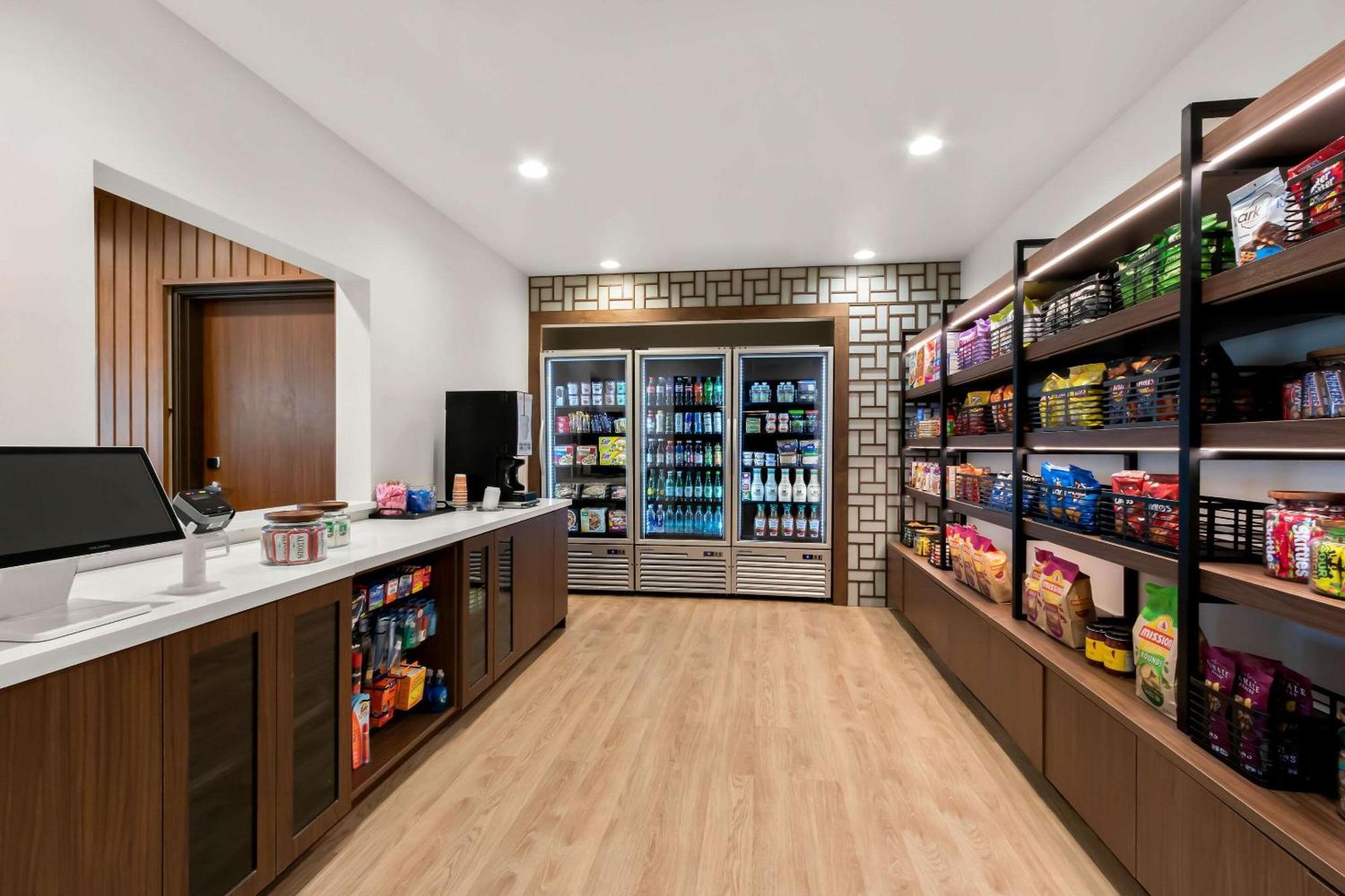 Everhome Suites Glendale Sports Entertainment District Экстерьер фото